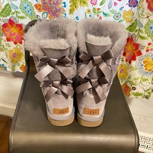 UGG grey boots size 10